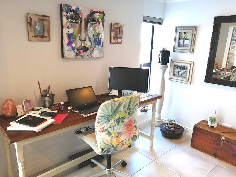 2 Bedroom Property for Sale in Island View Western Cape